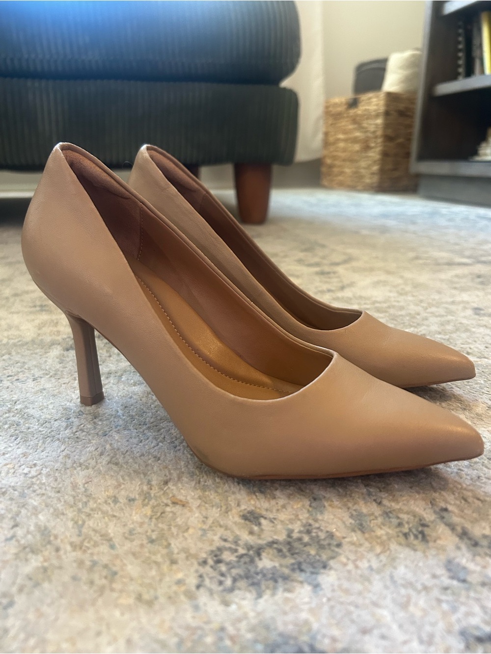Women's Tan Pointed-Toe Stiletto Pumps
